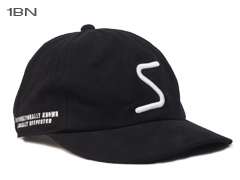 หมวกแบรนด์สีดำ S
